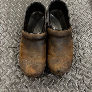 Women’s brown dansko